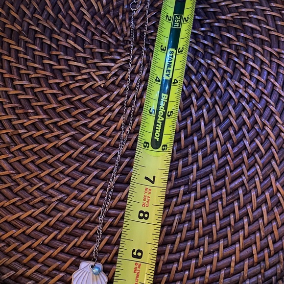 Shell necklace - Picture 4 of 4